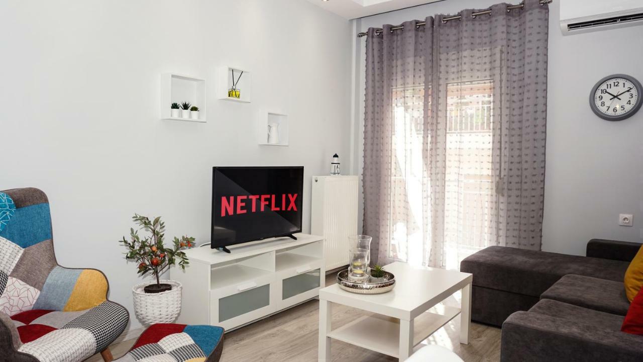 Cozy Home In Thessaloniki Center エクステリア 写真