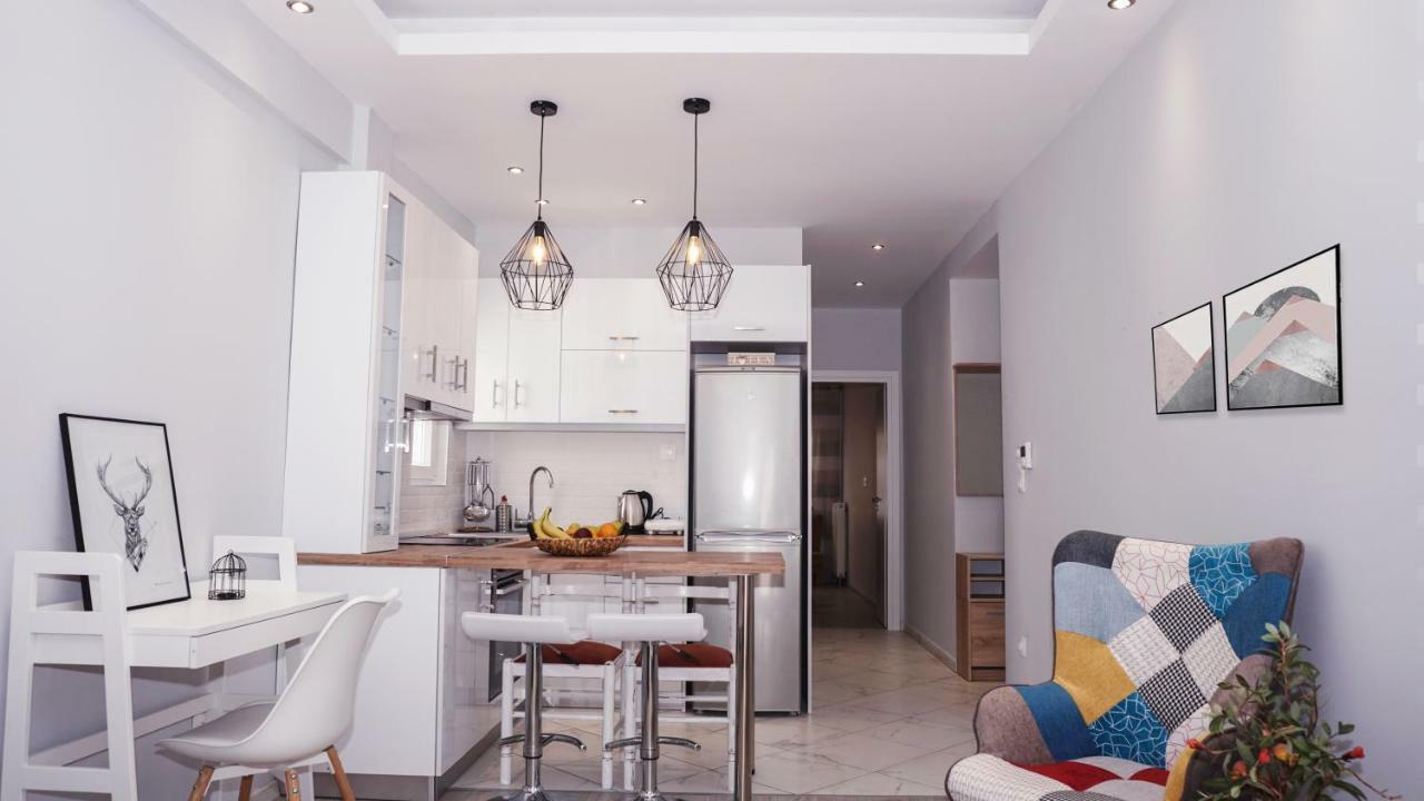 Cozy Home In Thessaloniki Center エクステリア 写真